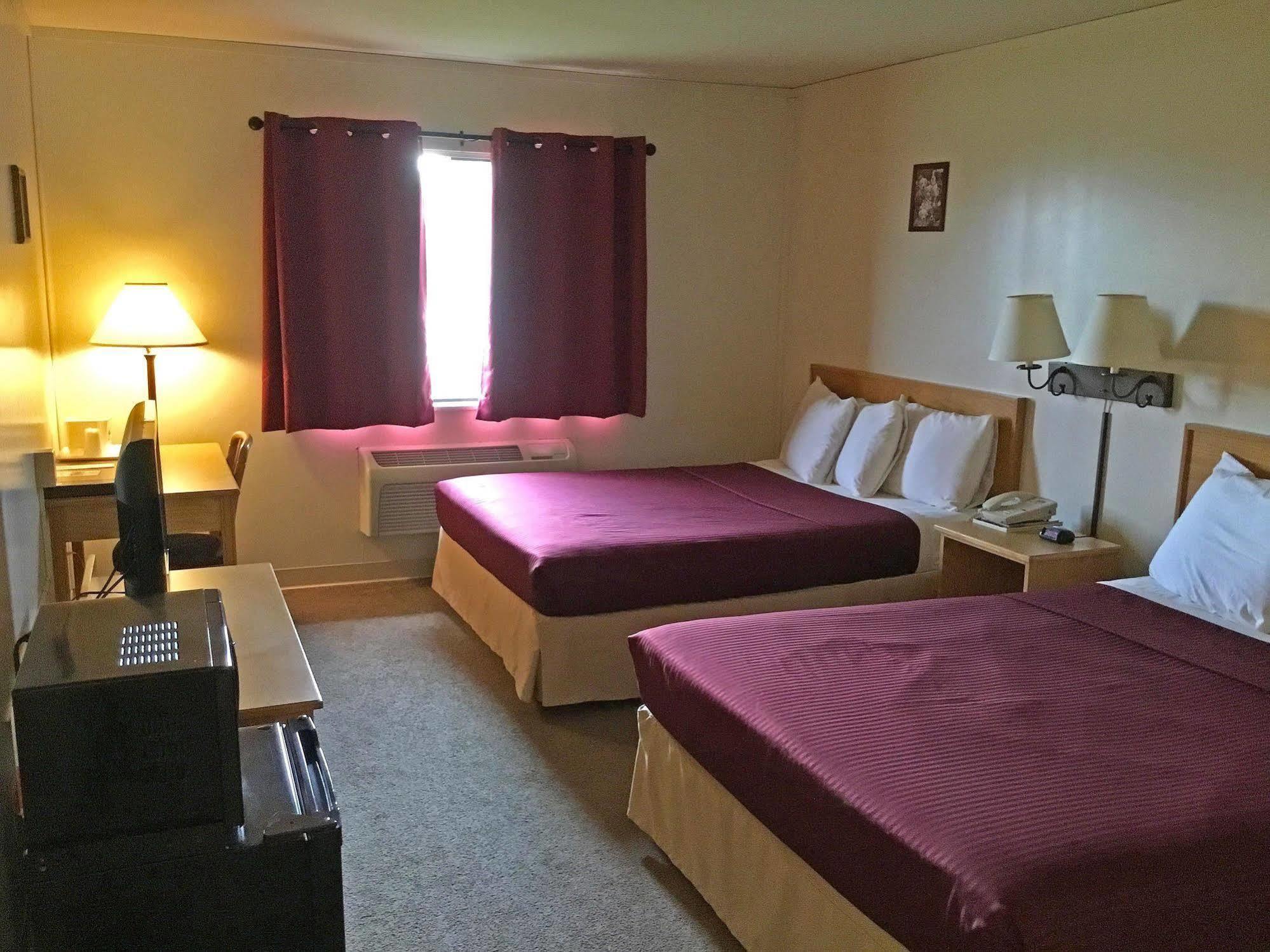 Simple Rewards Inn Shelbina Buitenkant foto