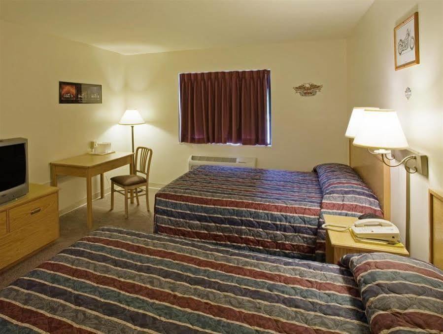 Simple Rewards Inn Shelbina Buitenkant foto